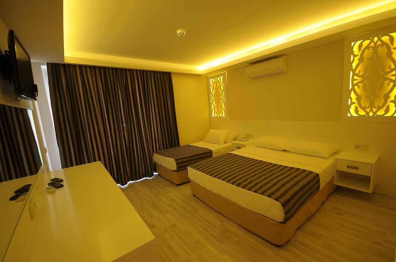 Aura Boutique Hotel Сиде Екстериор снимка