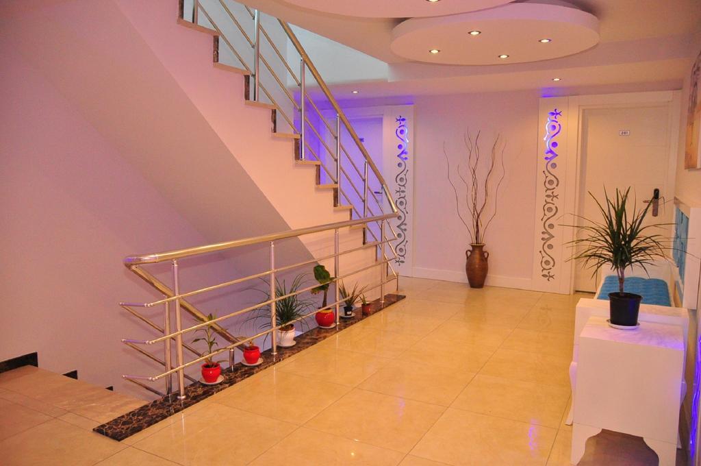 Aura Boutique Hotel Сиде Екстериор снимка